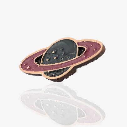 Metalowe pinsy w kształcie galaktycznej planety Pnswr17 od Pinswear Polskiego producenta ręcznie malowanych przypinek